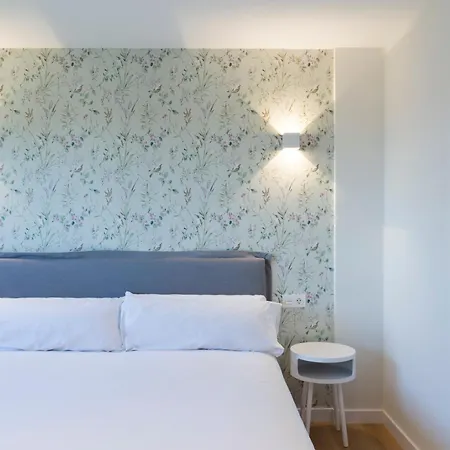 Pakeleku * San Sebastian