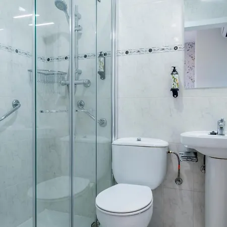 Rum i privatbostad Pakeleku *